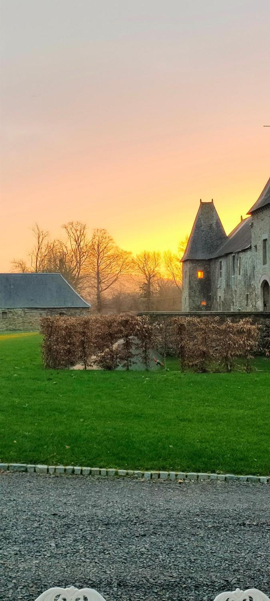 Hotel Domaine Du Manoir De Vains Zewnętrze zdjęcie