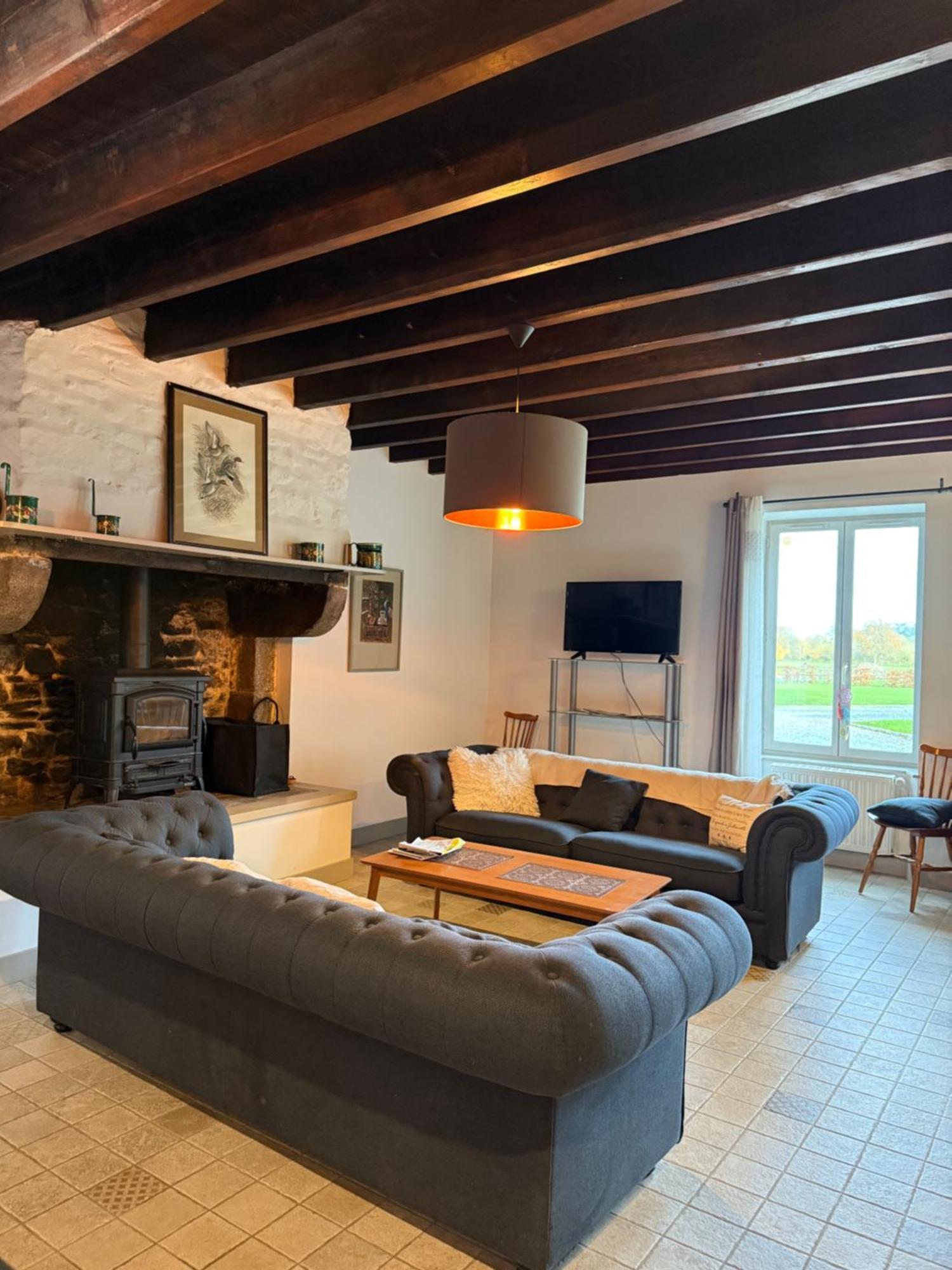 Hotel Domaine Du Manoir De Vains Zewnętrze zdjęcie