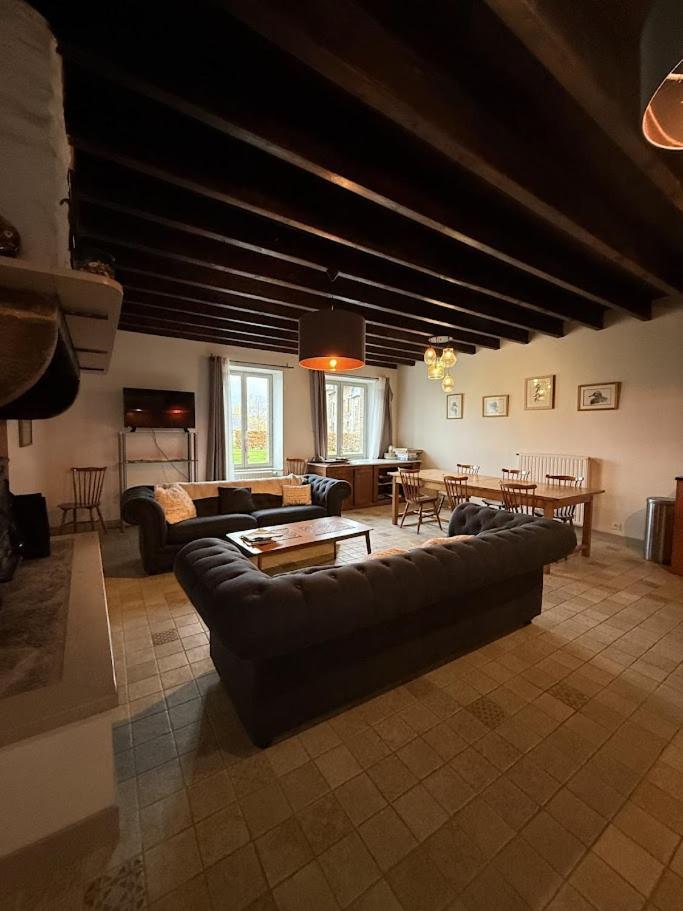 Hotel Domaine Du Manoir De Vains Zewnętrze zdjęcie